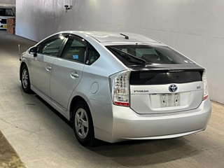 TOYOTA PRIUS 2010