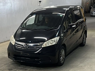 HONDA FREED 2013