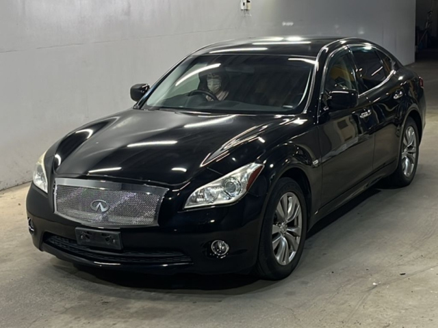 NISSAN FUGA 2012