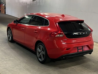 VOLVO V40 2014
