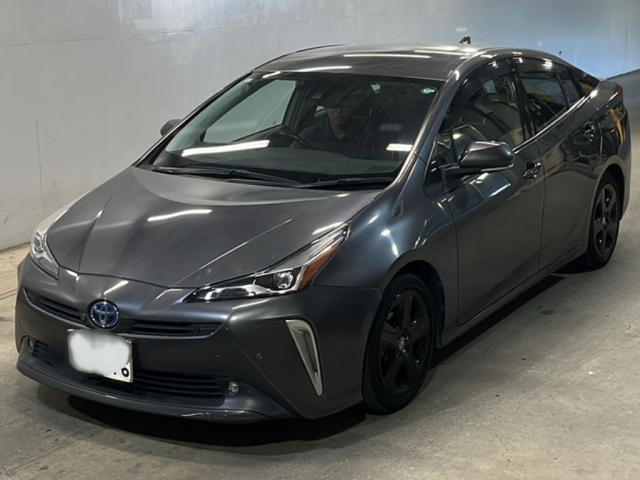 TOYOTA PRIUS 2021