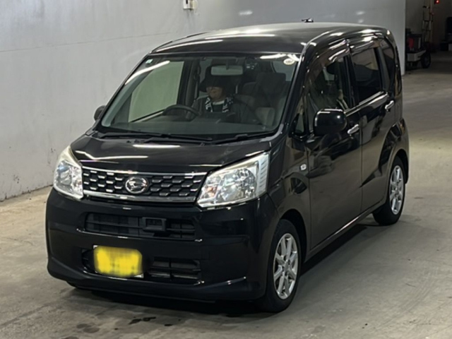 DAIHATSU MOVE 2015