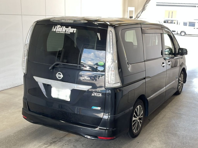 NISSAN SERENA 2015