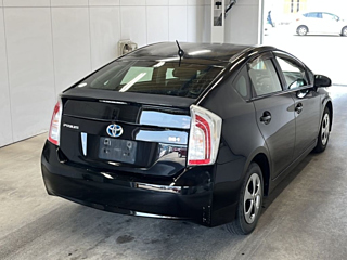 TOYOTA PRIUS 2012