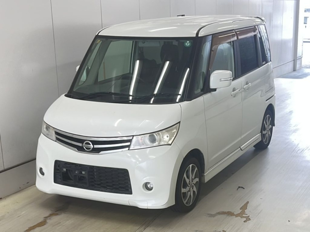 NISSAN ROOX 2012