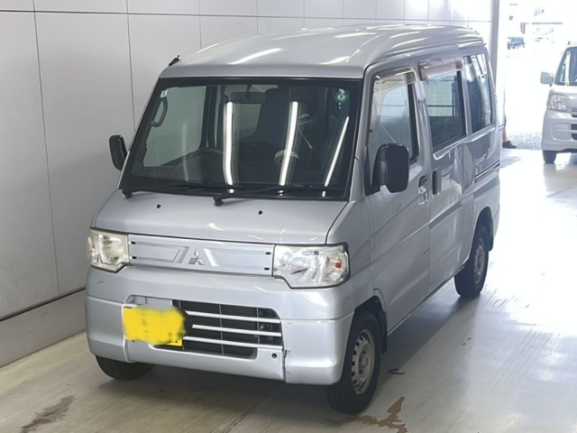 MITSUBISHI MINICAB VAN 2012