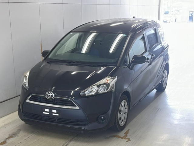 TOYOTA SIENTA 2016