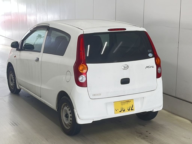 DAIHATSU MIRA 2011