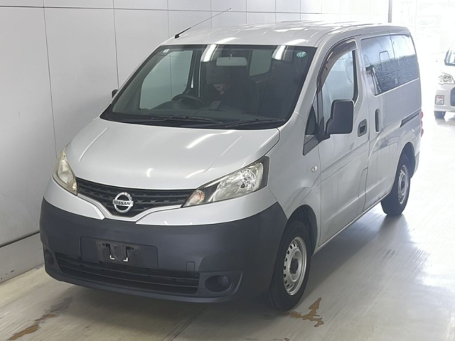 NISSAN NV200 2014