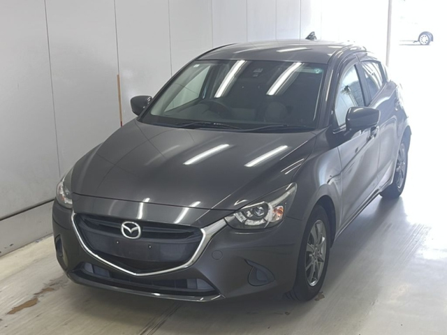 MAZDA DEMIO 2017