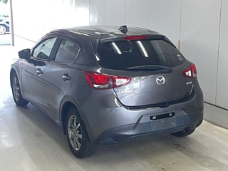MAZDA DEMIO 2017