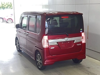 DAIHATSU TANTO 2014