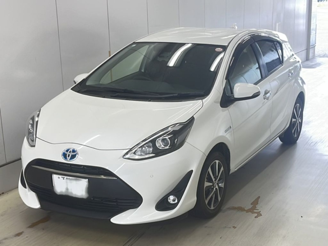 TOYOTA AQUA 2018