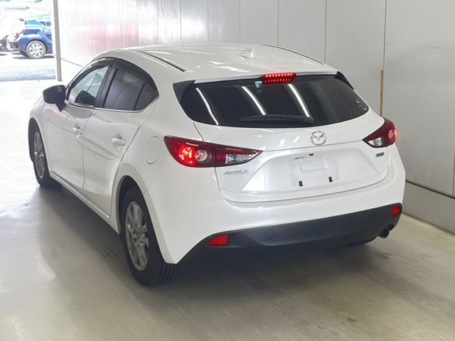 MAZDA AXELA 2015