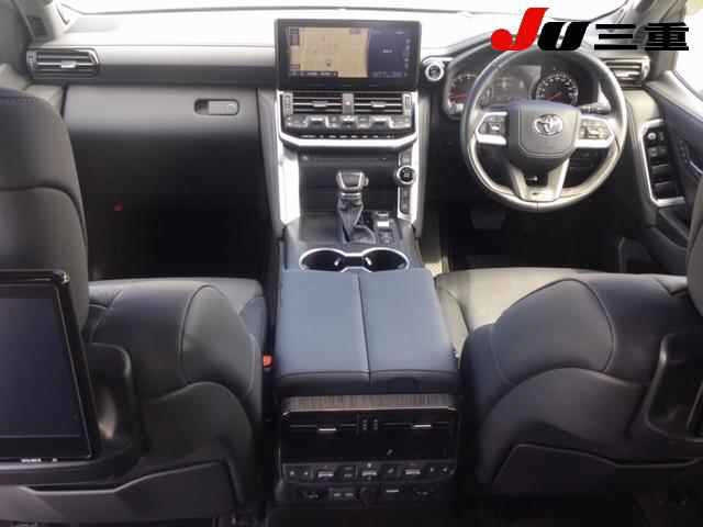 TOYOTA LAND CRUISER 2023