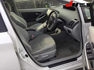 TOYOTA PRIUS 2010