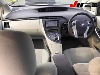 TOYOTA PRIUS 2010