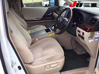 TOYOTA ALPHARD 2010