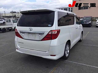 TOYOTA ALPHARD 2010