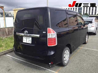 TOYOTA NOAH 2008