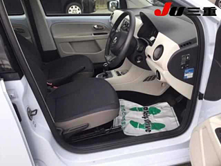 VOLKSWAGEN UP 2012