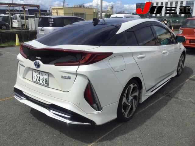 TOYOTA PRIUS PHV 2018