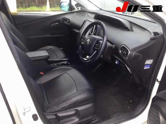 TOYOTA PRIUS PHV 2018