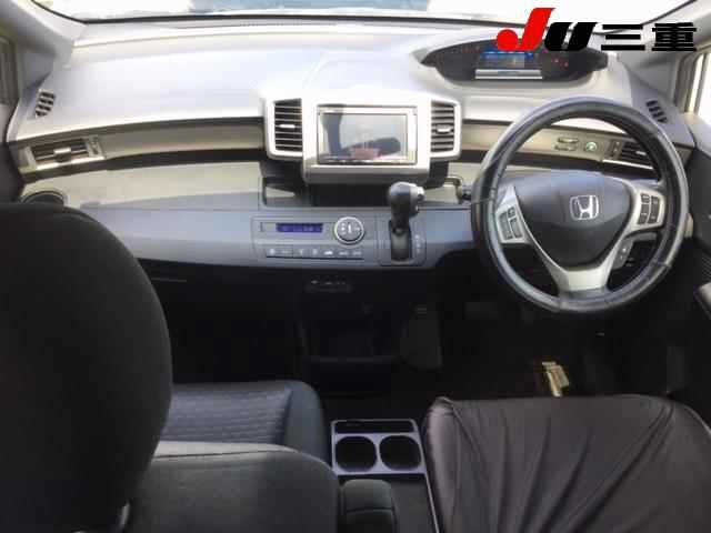 HONDA FREED 2015