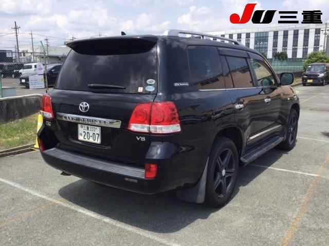 TOYOTA LAND CRUISER 2011