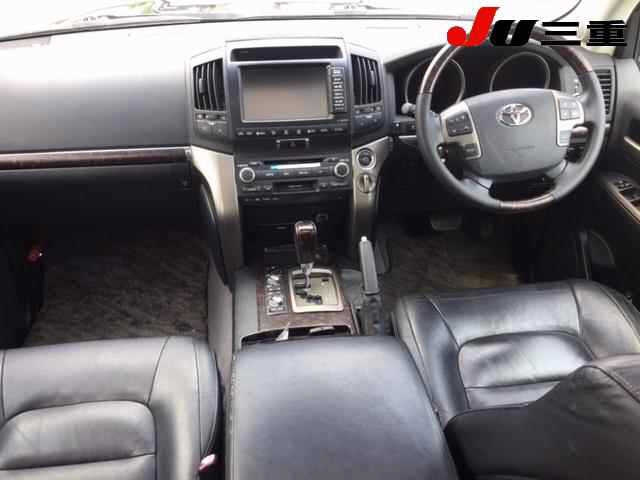 TOYOTA LAND CRUISER 2011