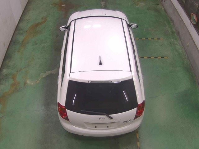 MAZDA VERISA 2012