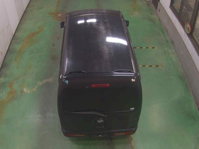 DAIHATSU HIJET VAN 2011