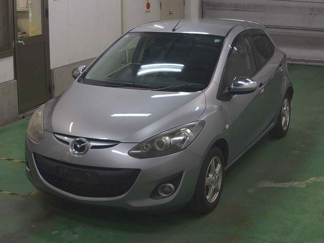 MAZDA DEMIO 2012