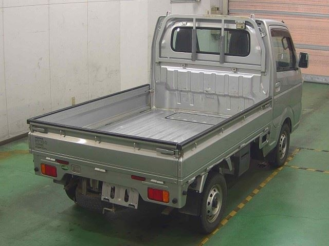 NISSAN CLIPPER TRUCK 2017