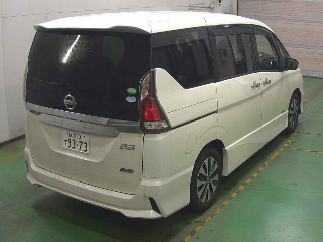 NISSAN SERENA 2017