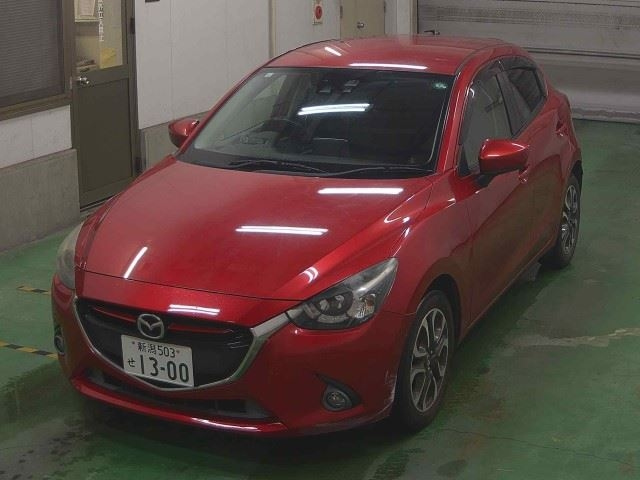 MAZDA DEMIO 2015