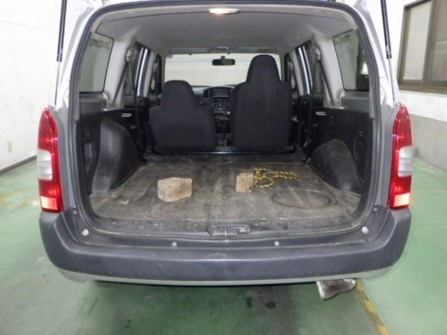TOYOTA PROBOX 2013