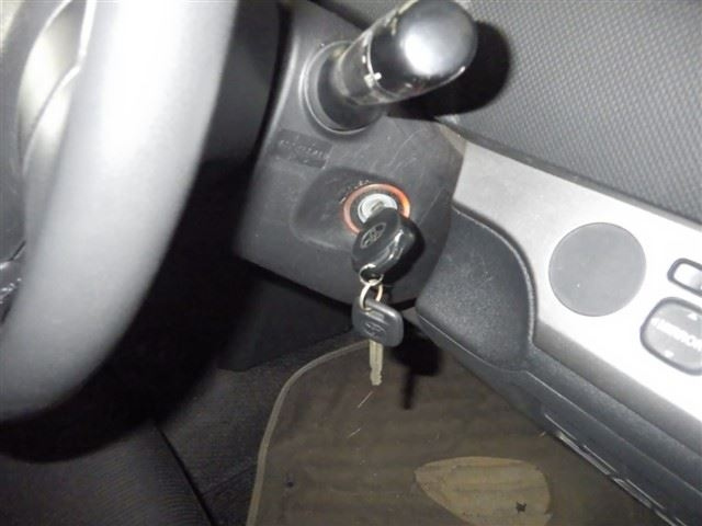 TOYOTA COROLLA RUMION 2011