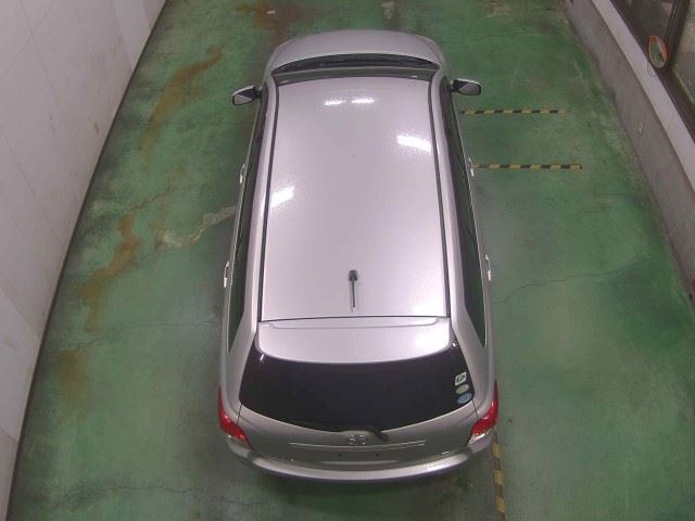 TOYOTA COROLLA FIELDER 2010