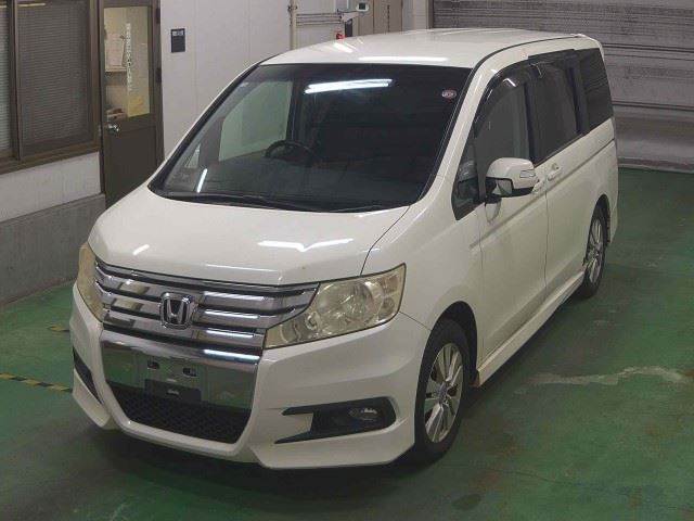 HONDA STEP WAGON 2010