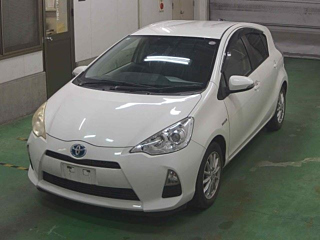 TOYOTA AQUA 2012