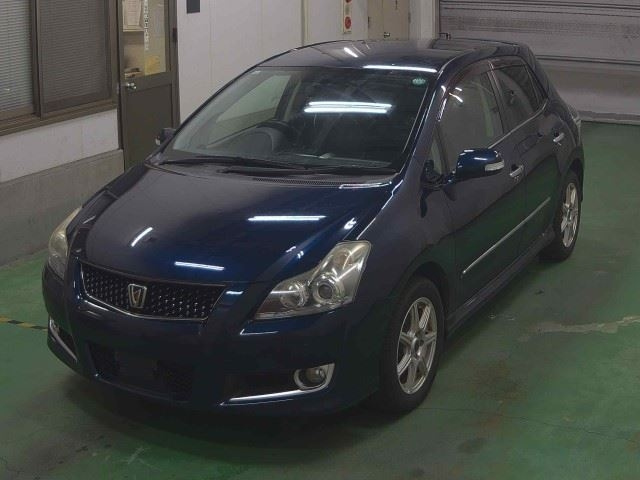 TOYOTA BLADE 2011