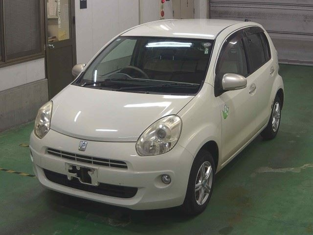 TOYOTA PASSO 2010