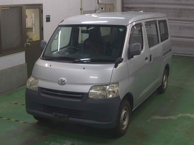 TOYOTA TOWN ACE VAN 2009