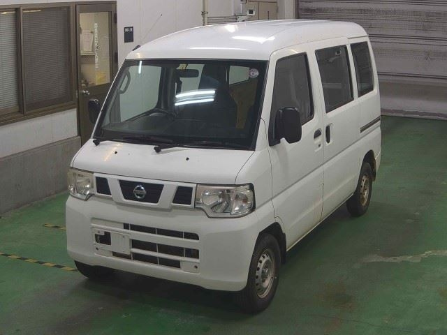 NISSAN CLIPPER VAN 2013
