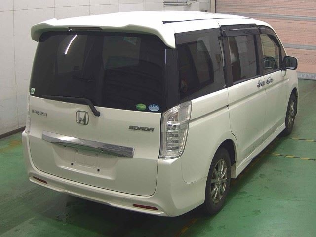 HONDA STEP WAGON 2014
