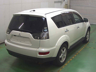 MITSUBISHI OUTLANDER 2012