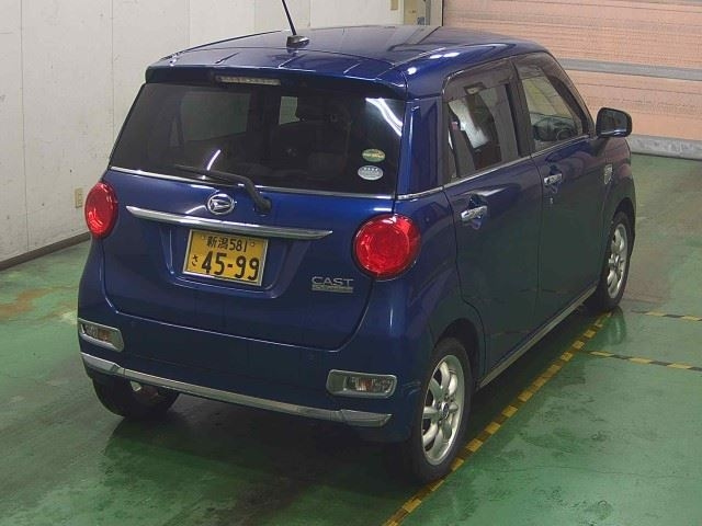 DAIHATSU CAST 2016