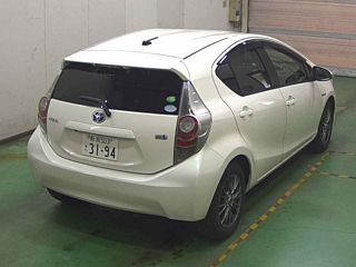 TOYOTA AQUA 2013