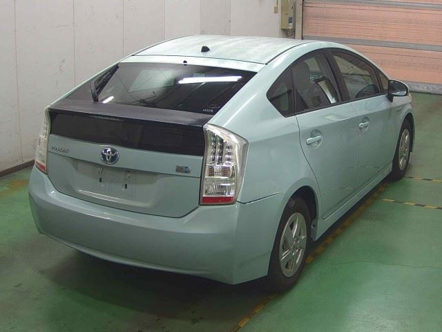 TOYOTA PRIUS 2010